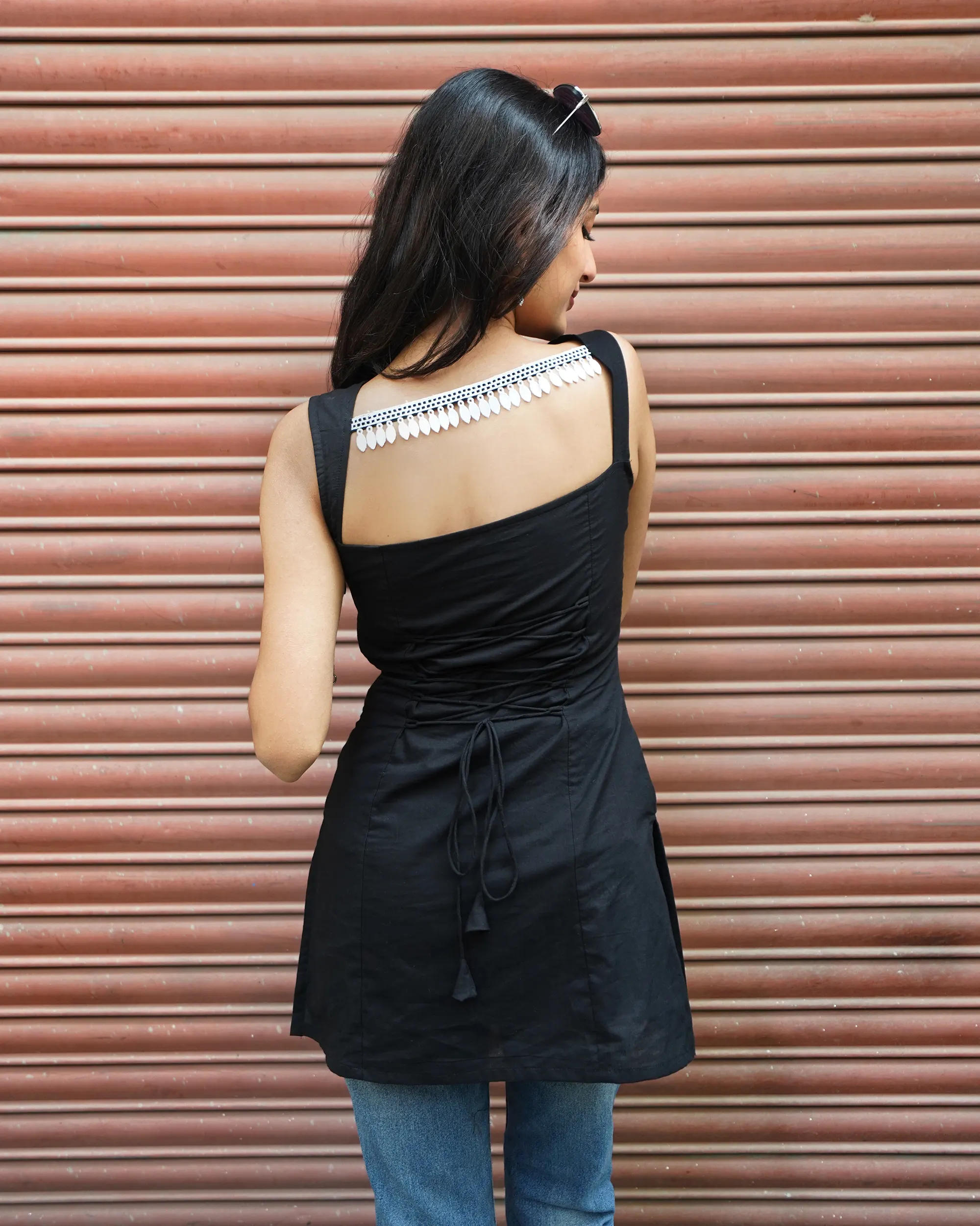 Nida Black Sleeveless Kurti | Jaipuri Cotton Kurti with Corset Back - Image 4